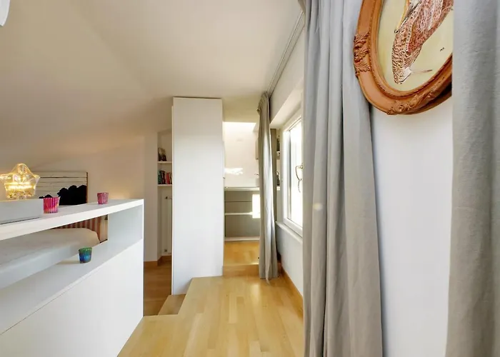 Beautiful Loft In Ponte Milvio With Terrace Roma